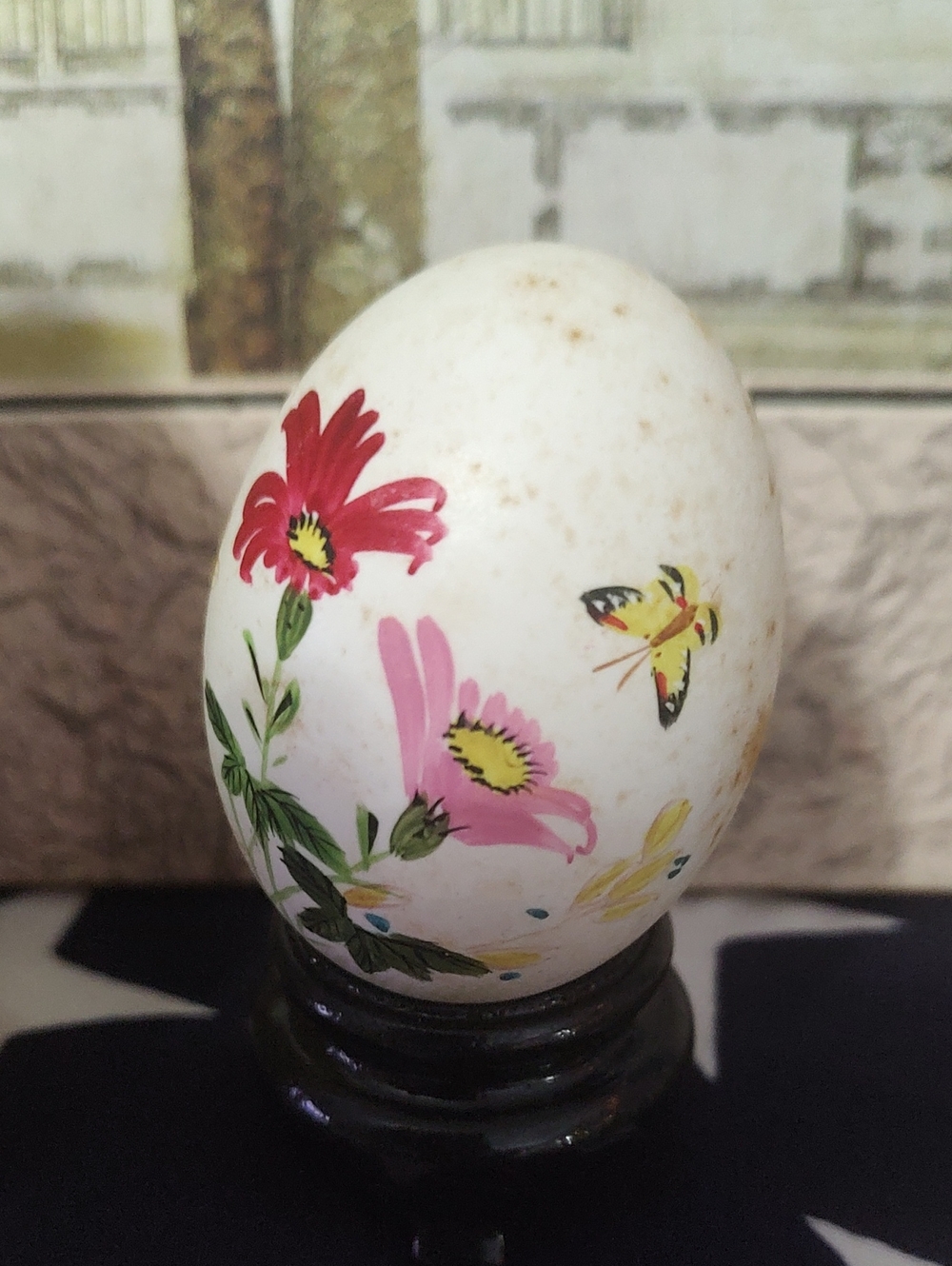Vintage/Hand-Painted Floral Decorative Egg with Stand - Picture 5 of 6